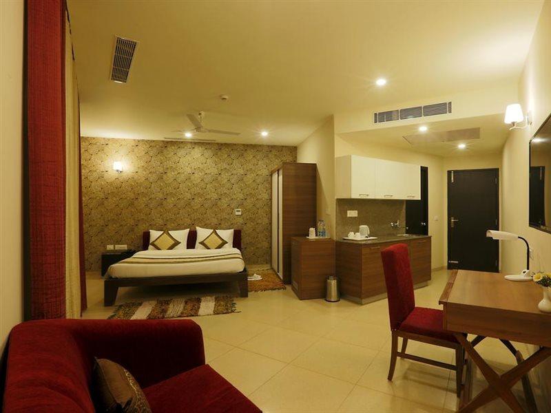 Fairvacanze Inns And Suites Sonipat Exterior foto