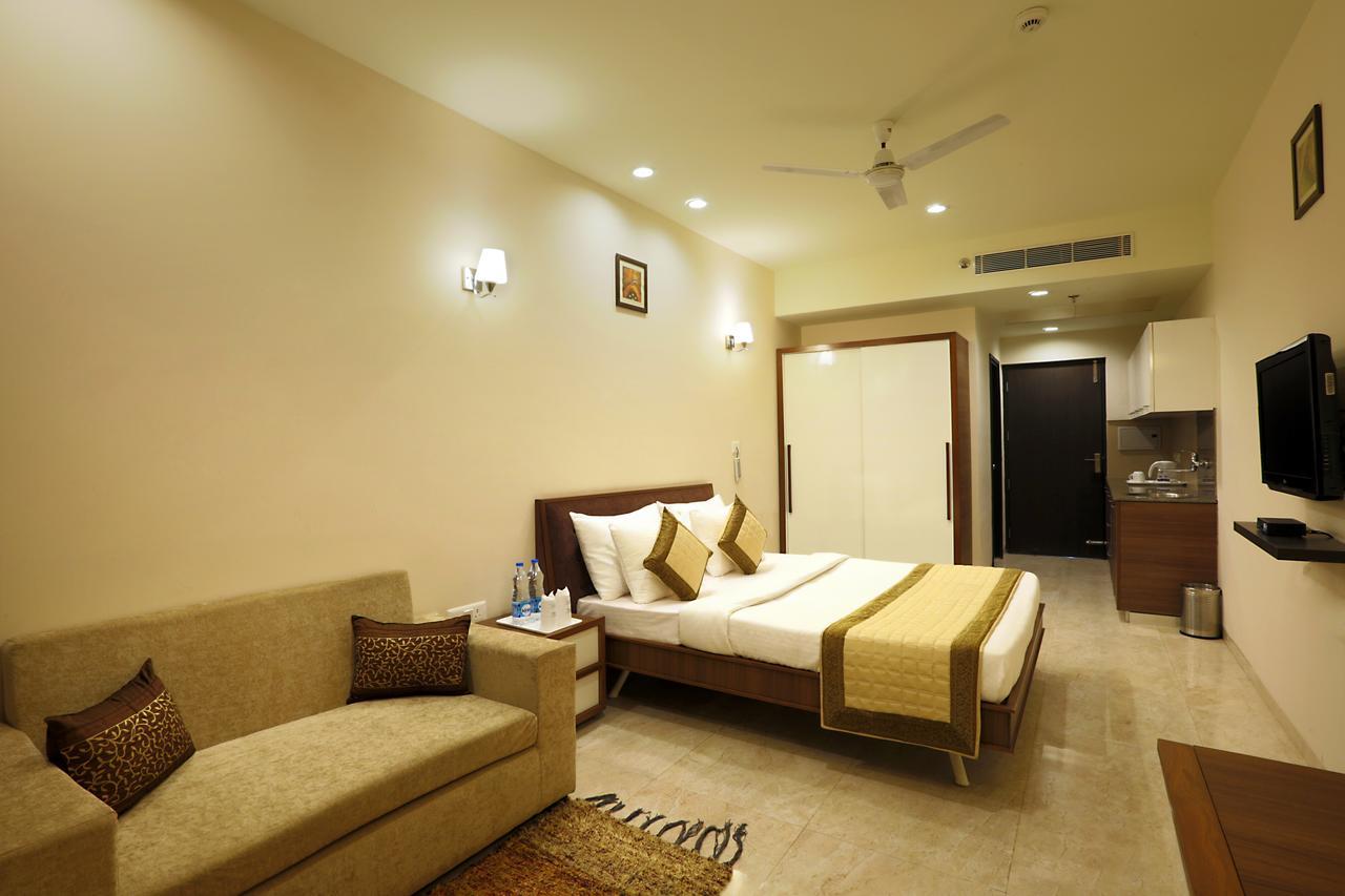 Fairvacanze Inns And Suites Sonipat Exterior foto